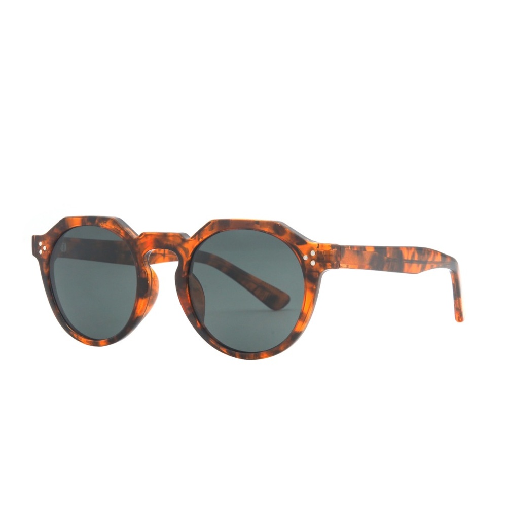 RYAN SIMKHAI POLARIZED SHAY | TORTOISE | SMOKEY LENS SUNGLASSES